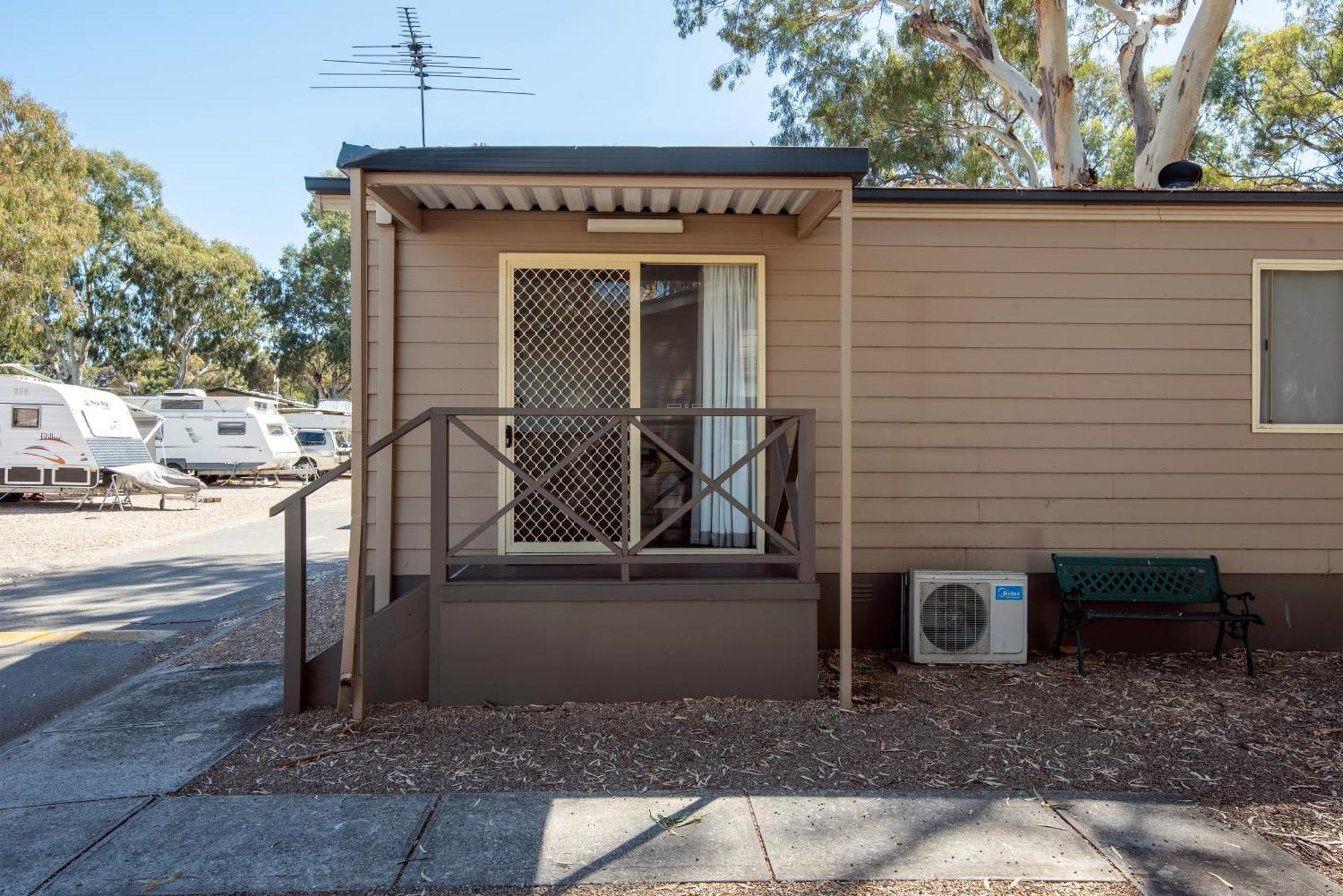 Echo Holiday Parks - Windsor Gardens Adelaide Exterior photo